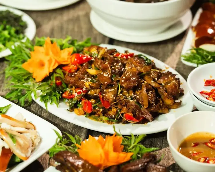 Thịt dê núi ninh bình