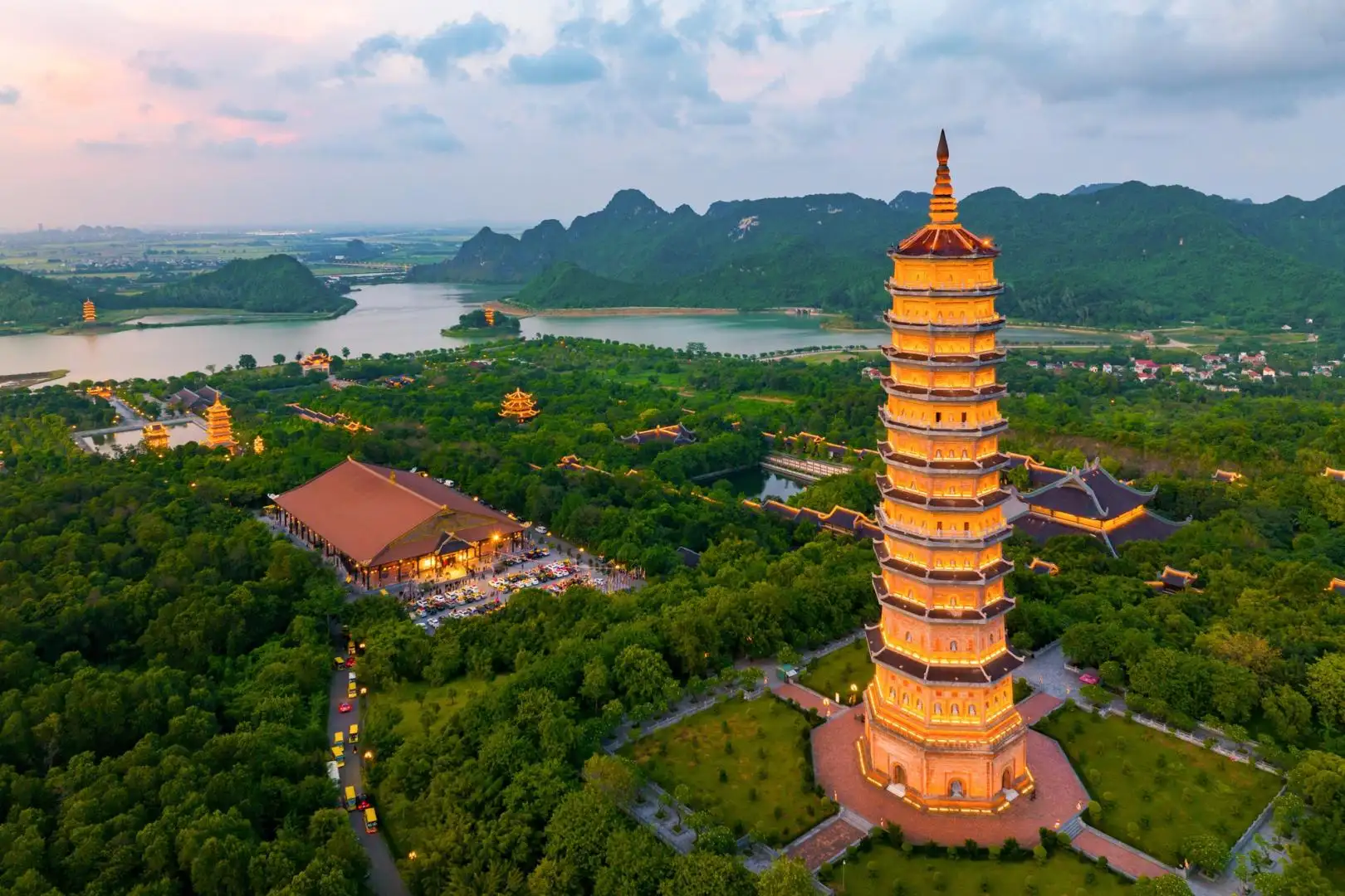 Du lịch Chùa Bái Đính - NInh Bình